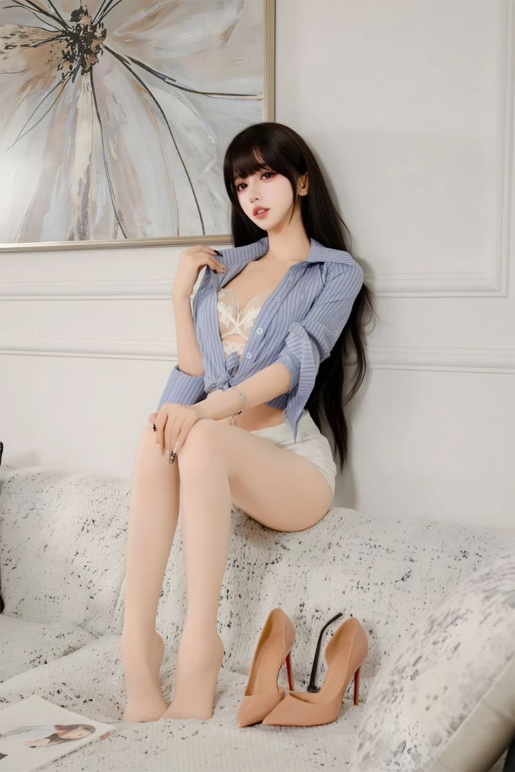 肉丝OL御姐 图7